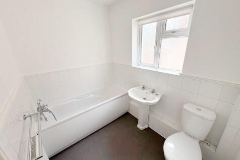 IMG-20251024-WA00...