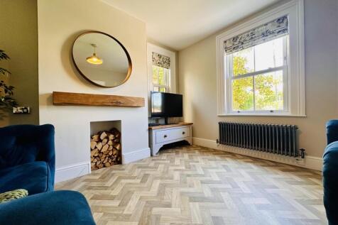 THIRD RECEPTION ROOM / PLAY ROOM