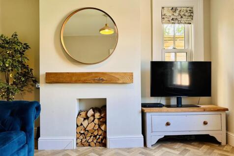 THIRD RECEPTION ROOM / PLAY ROOM