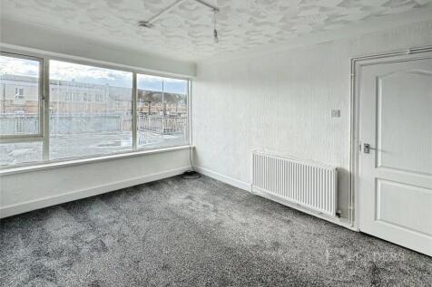 Reception Room/Bedro