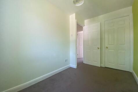 32 Damask front bedr