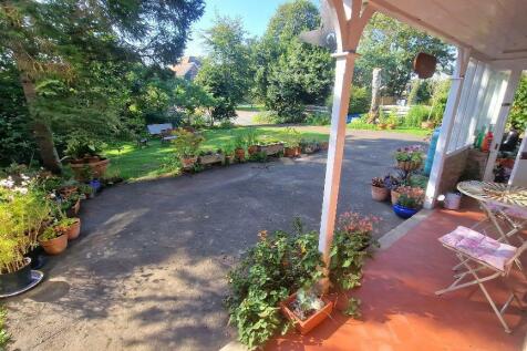 Veranda and Front Garden