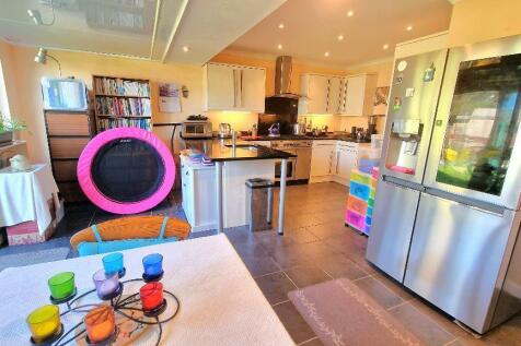 Open Plan Kitchen &#43; Dining Room