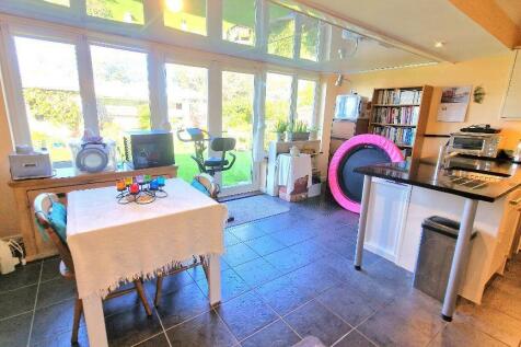 Open Plan Kitchen &#43; Dining Room