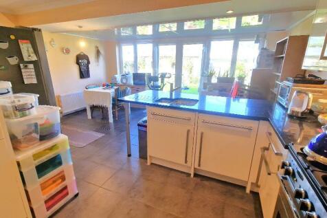 Open Plan Kitchen &#43; Dining Room