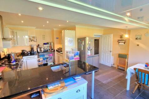 Open Plan Kitchen &#43; Dining Room
