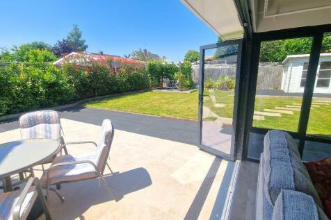 Sitting Room to Garden