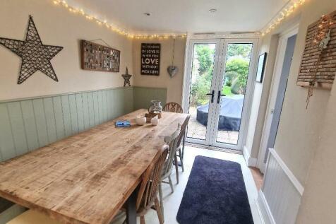Breakfast Room