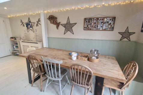 Breakfast Room