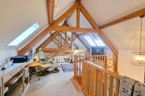 Galleried Landing/Snug