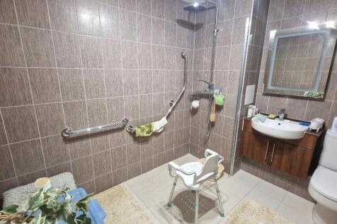 En-suite Shower Room