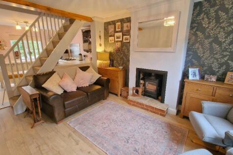 Sitting Room to Kitchen