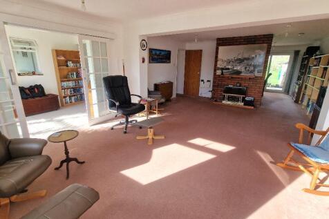 Sitting Room to Dining Room