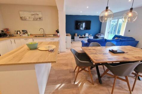 Kitchen, Sitting Room &#43; Dining Room