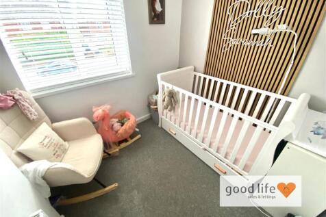 20250304_153617390_iOS18sunningdale.jpg