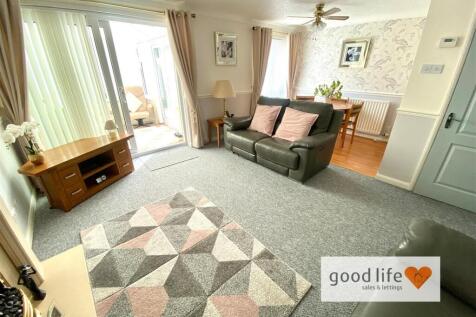 20250422_143752839_iOS353horsleyroad.jpg