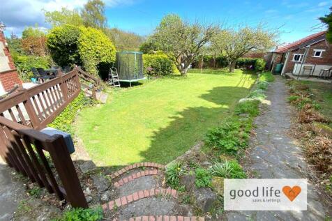 20250424_104631760_iOSettrickgrove.jpg