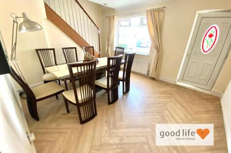20250506_144349629_iOS62windsorterrace.jpg
