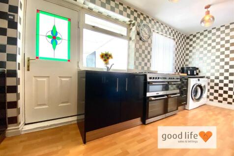 20250506_144640793_iOS62windsorterrace.jpg