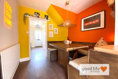 20250522_133713057_iOS45kirkwoodavenue.jpg