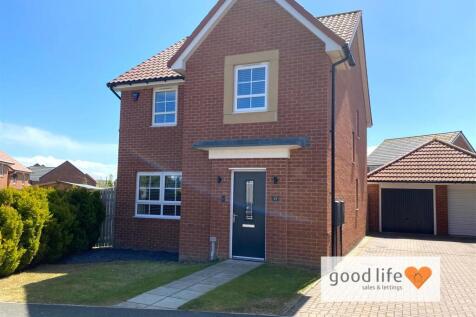 20250522_110934127_iOS15burcombeclose.jpg
