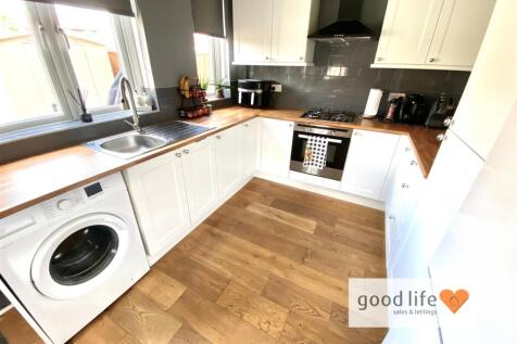 20250530_113726171_iOS24hexhamroad.jpg