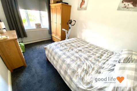 20250530_113846839_iOS24hexhamroad.jpg