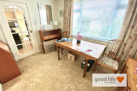 20250613_143540591_iOS31wetherbyroad.jpg