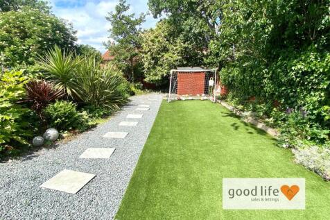 20250617_114757592_iOS94leechmereroad.jpg