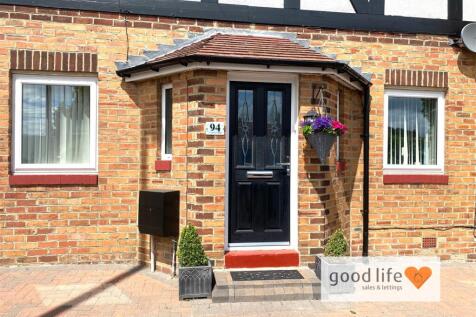 20250617_114130714_iOS94leechmereroad.jpg