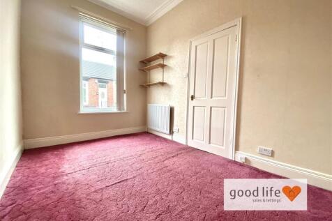20250624_153432600_iOS46sydenhamterrace.jpg
