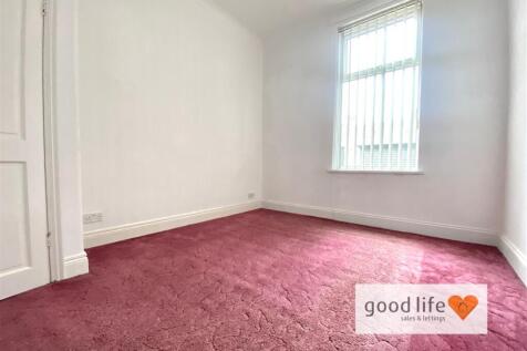 20250624_153540665_iOS46sydenhamterrace.jpg