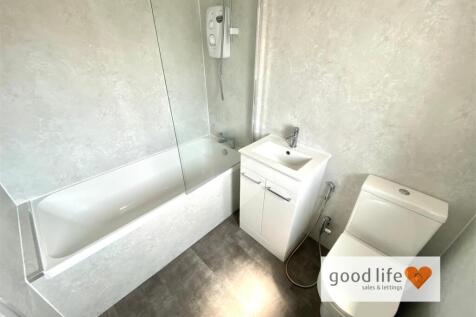20250724_121555448_iOS21cricklewoodclose.jpg