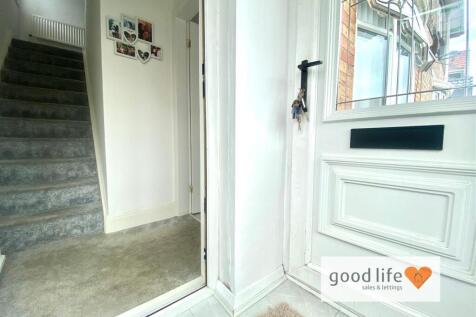 20250820_114856820_iOS194durhamroad.jpg