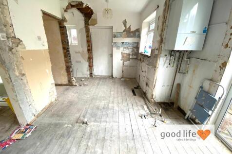 20250903_121001569_iOS43Shaftburyavenue.jpg
