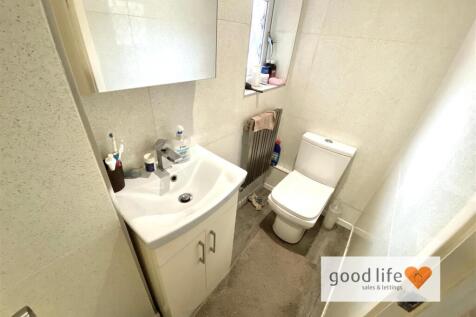 20251013_101215899_iOS39heathfield.jpg