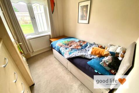 20251013_101228337_iOS39heathfield.jpg