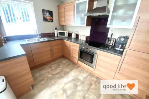 20250821_105013767_iOS23thecroft.jpg
