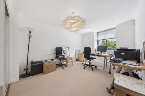 Property Image 18