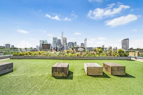 Moro Apartments, New
