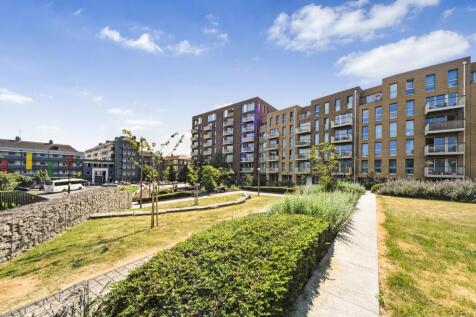 Ivy Point, No 1 The