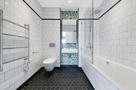 Bathroom - 602 Java