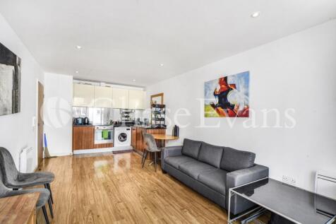 Living Area - Schrie