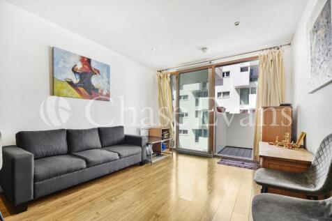 Living Area - Schrie