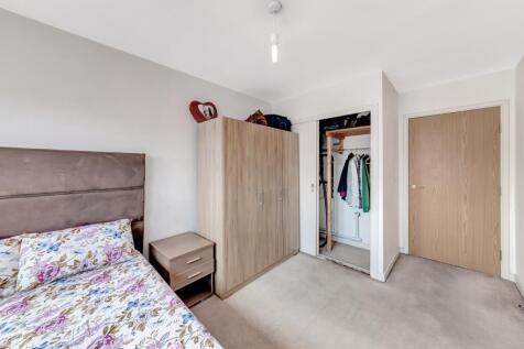 Bedroom - Barking Ce