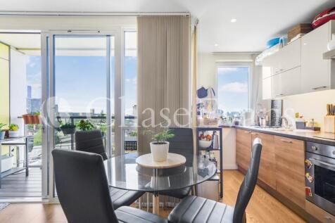 Panoramic Tower, Pop