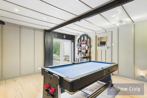 Games Room / Bar