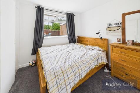 Rear Bedroom