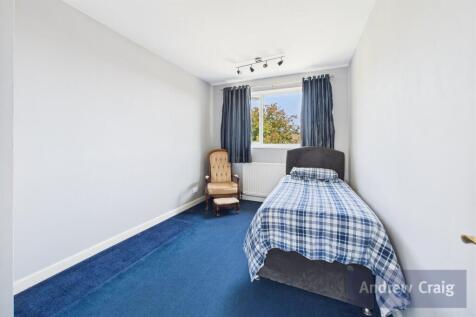 Rear Bedroom