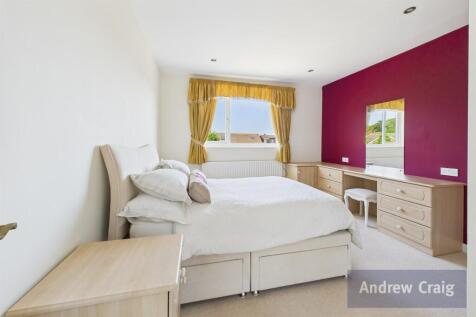 Rear Bedroom